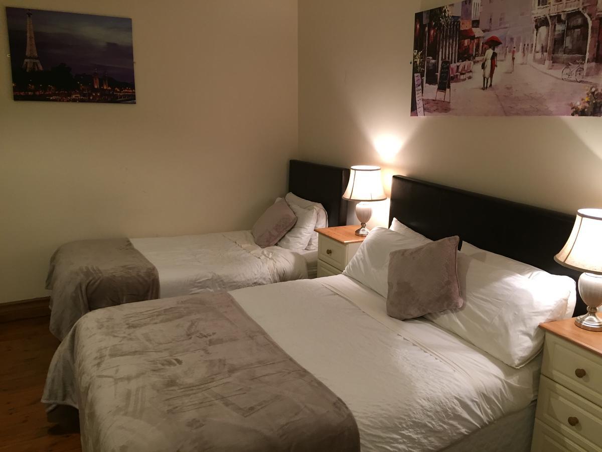 Leitrim Inn Carrick on Shannon Eksteriør billede